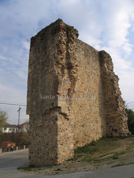 Antigua muralla  de Talamanca del Jarama