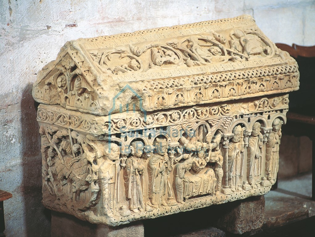 Sepulcro de infanta, probablemente doña Leonor Sepulcro de infanta, probablemente doña Leonor