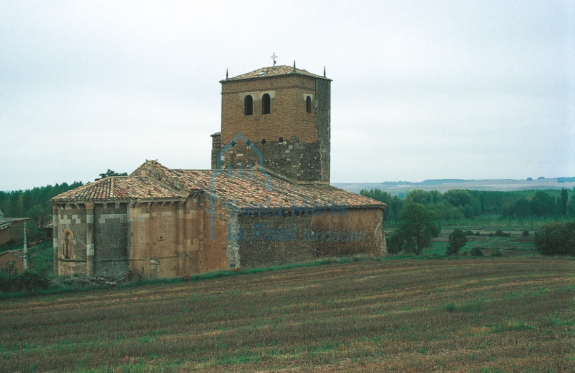 La iglesia parroquial desde el noroeste