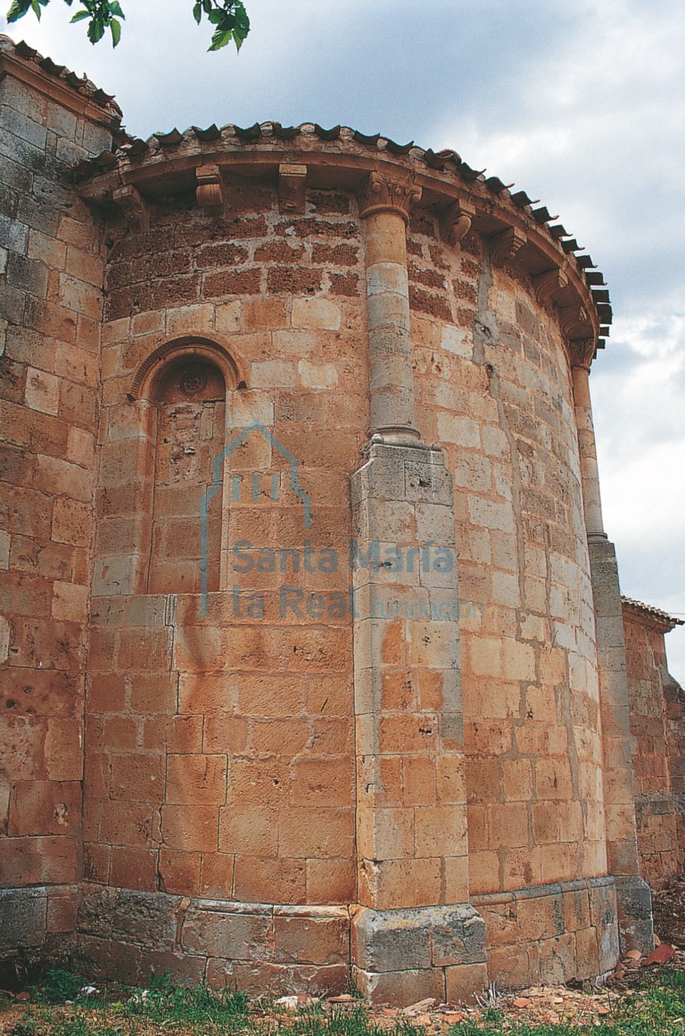 Vista exterior de la cabecera