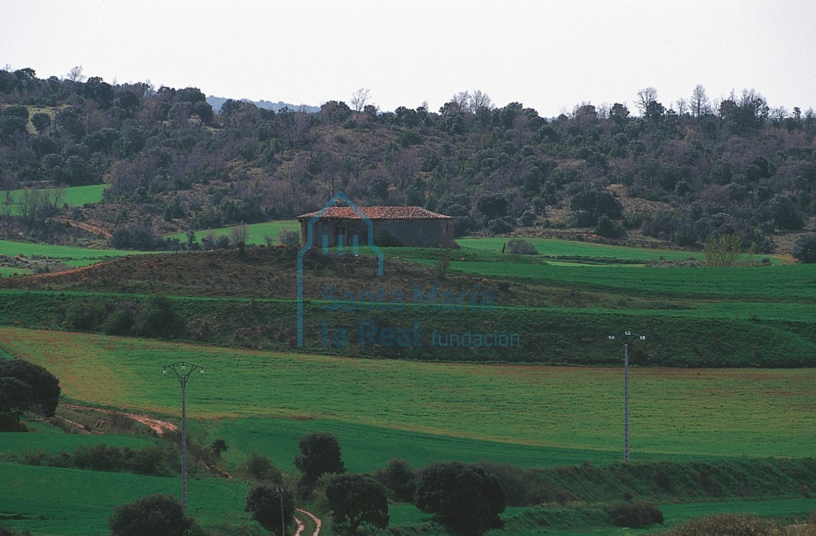 Despoblado de Revilla de la Fuente con la ermita de San Juan Bautista