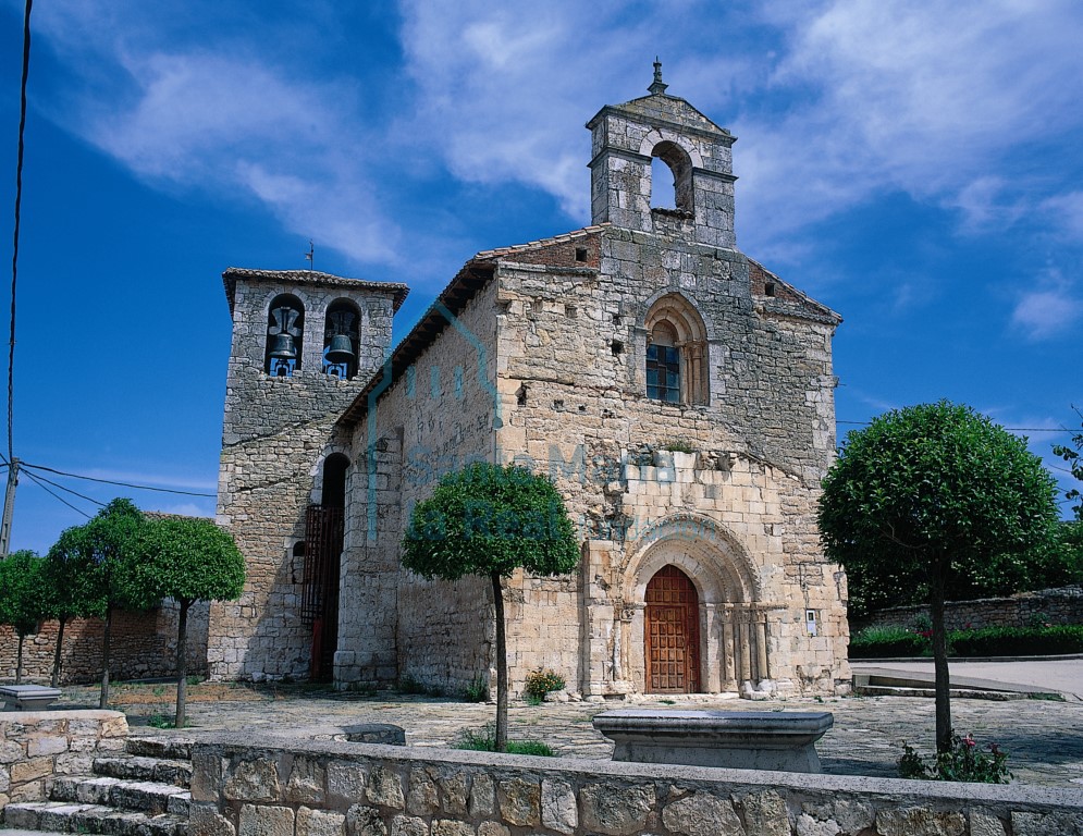 Hastial occidental y fachada norte