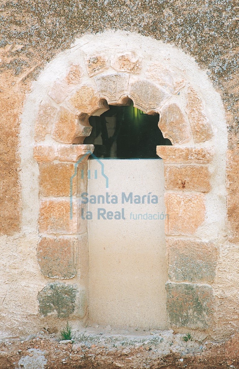 Puerta románica