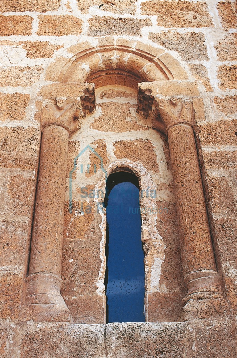 Ventanal del muro norte