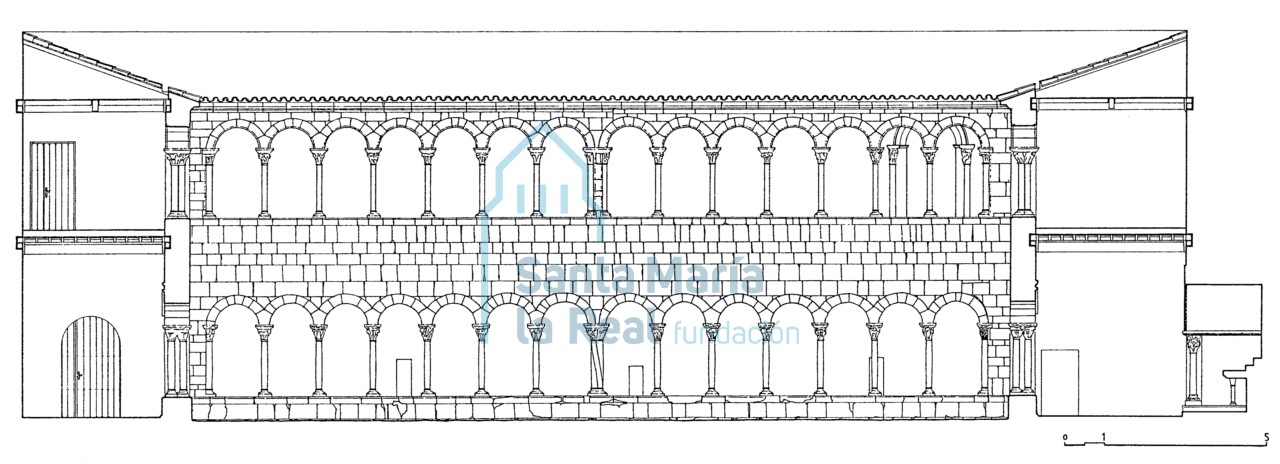 Alzado oeste del claustro
