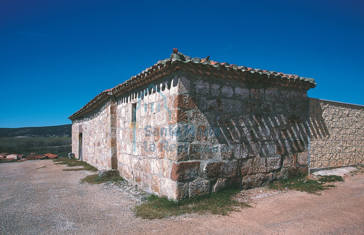 La ermita de San Antonio vista desde el sureste