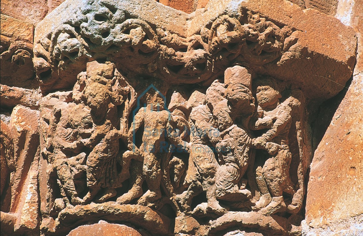 Capiteles de la portada oeste. Degollación de San Juan Bautista