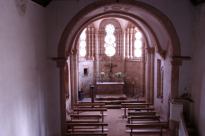 Interior de la iglesia