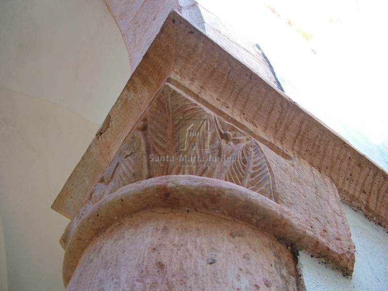 Capitel del arco triunfal