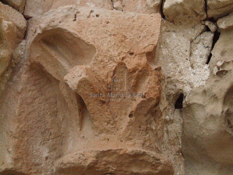 Capitel de la portada