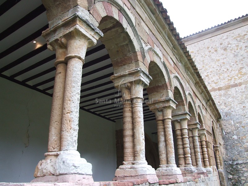 Detalle del pórtico