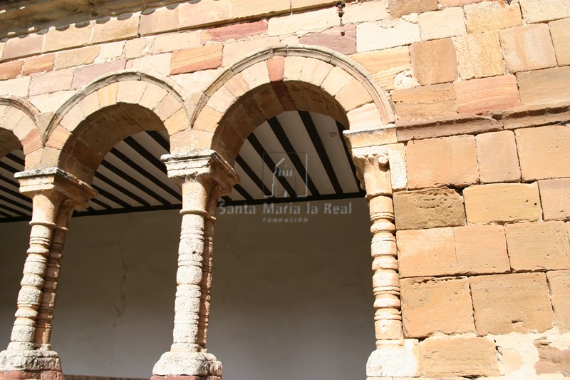 Detalle del pórtico