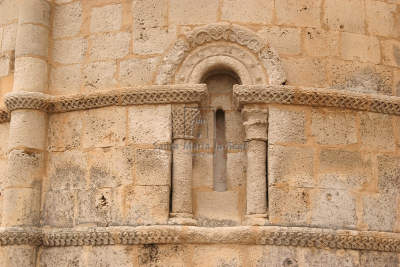 Ventana del ábside