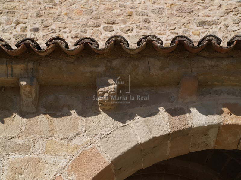 Canecillos de la cornisa