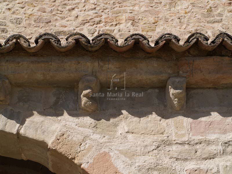 Canecillos de la cornisa