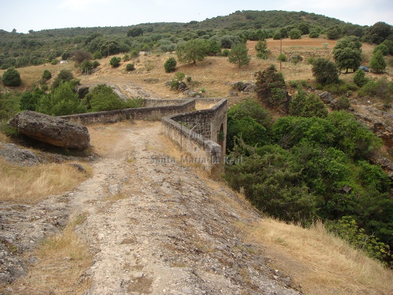 Acceso al puente