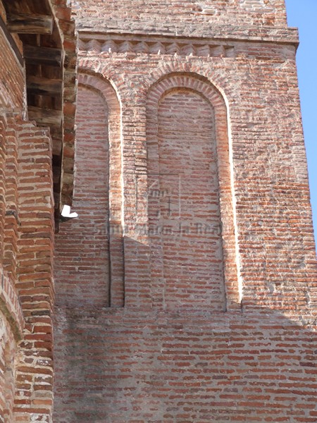 Arcos ciegos de la torre