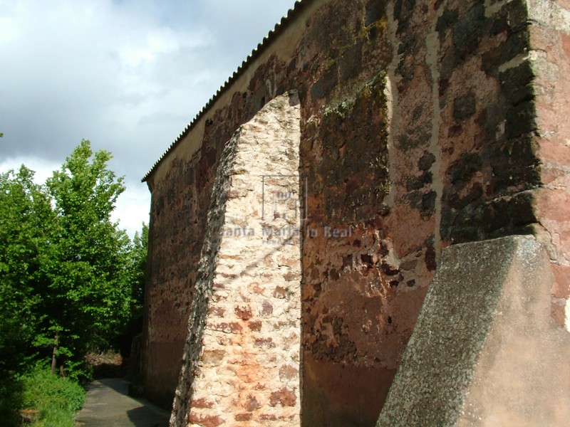 Contrafuerte