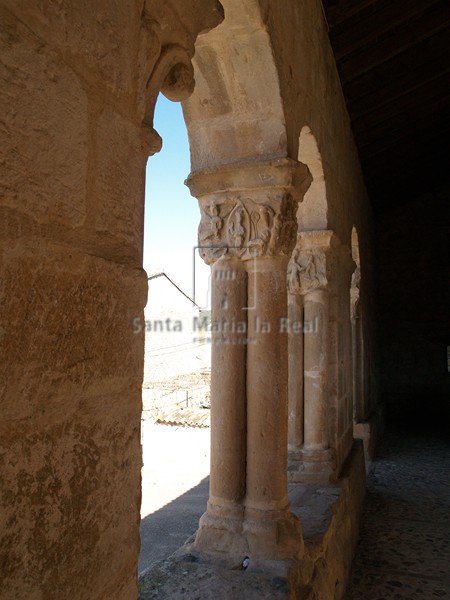 Detalle del pórtico