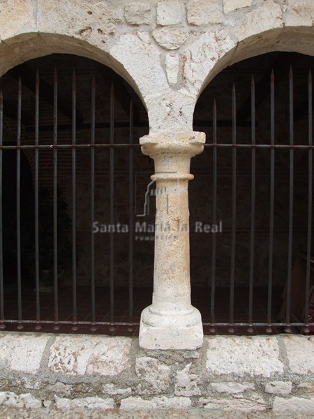Detalle de la galería porticada Detalle de la galería porticada