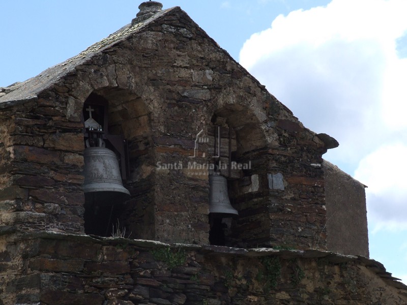 Detalle de la espadaña