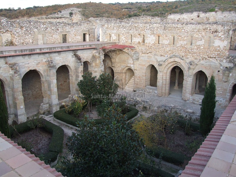 Claustro. Vista panda capitular y norte