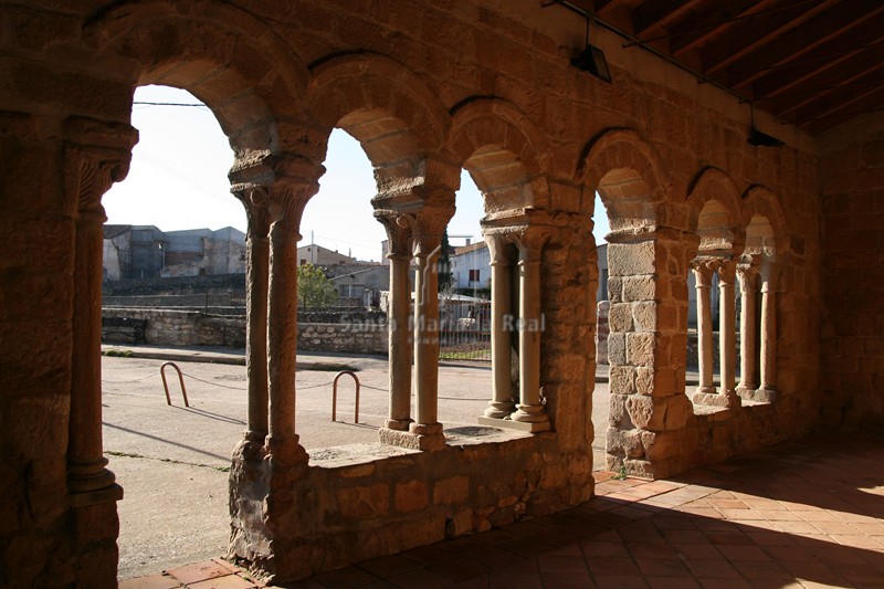 Interior del pórtico