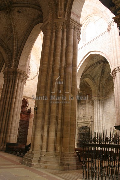 Pilares del interior