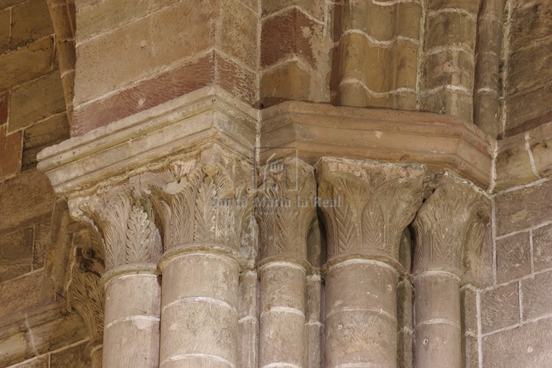Capiteles de las naves