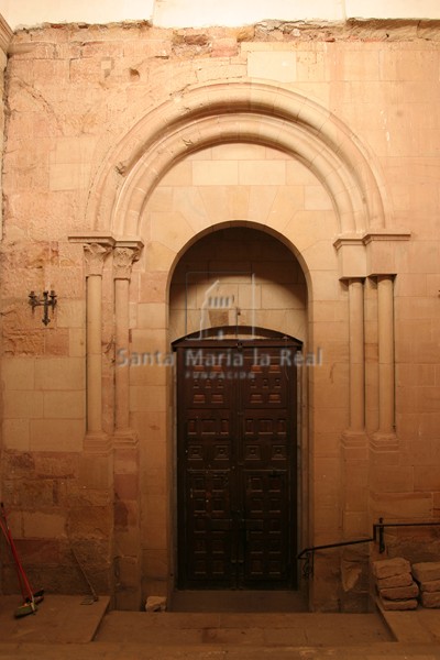 Puerta del interior