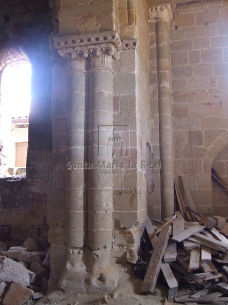 Columnas del arco triunfal