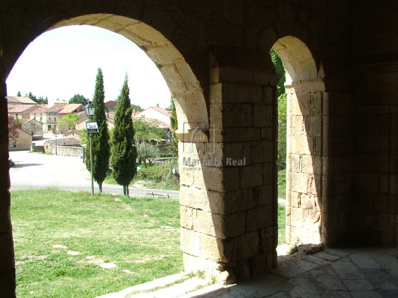 Vista del pórtico desde el interior