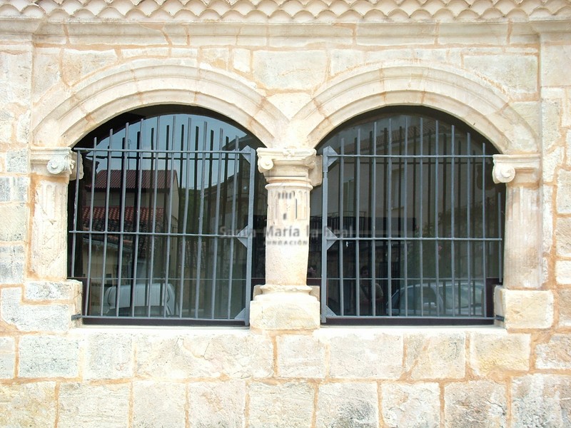 Arcos de la galería porticada