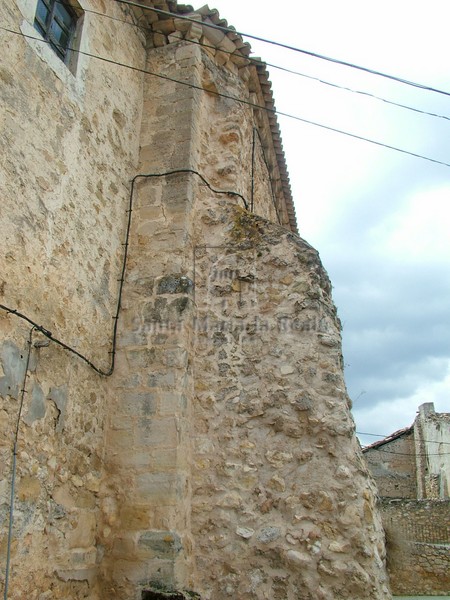 Contrafuerte