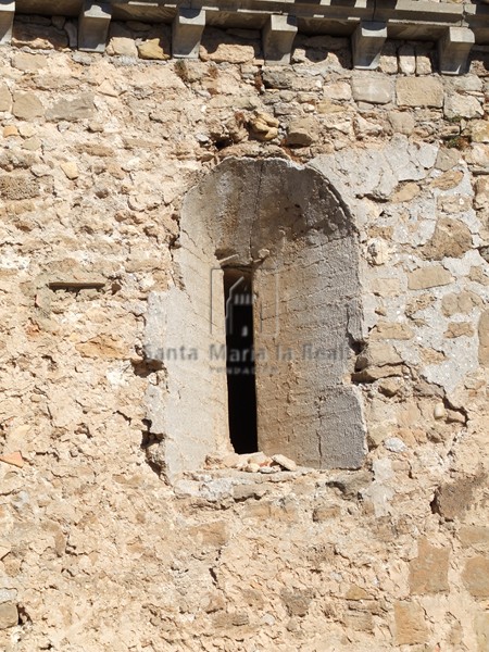 Vano abocinado del muro sur