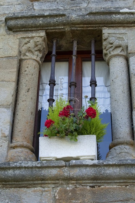 Ventana inferior del muro norte