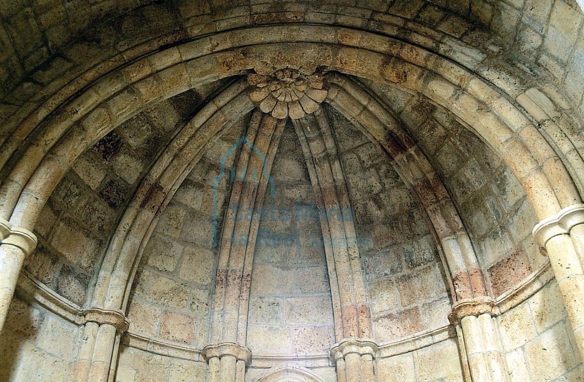 Bóveda de la capilla norte