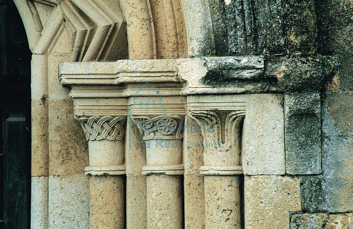 Detalle de la portada norte del transepto