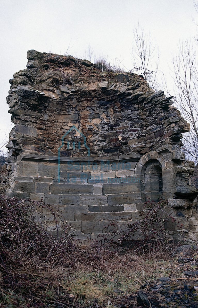 Interior del ábside de la epístola, estado en 1991