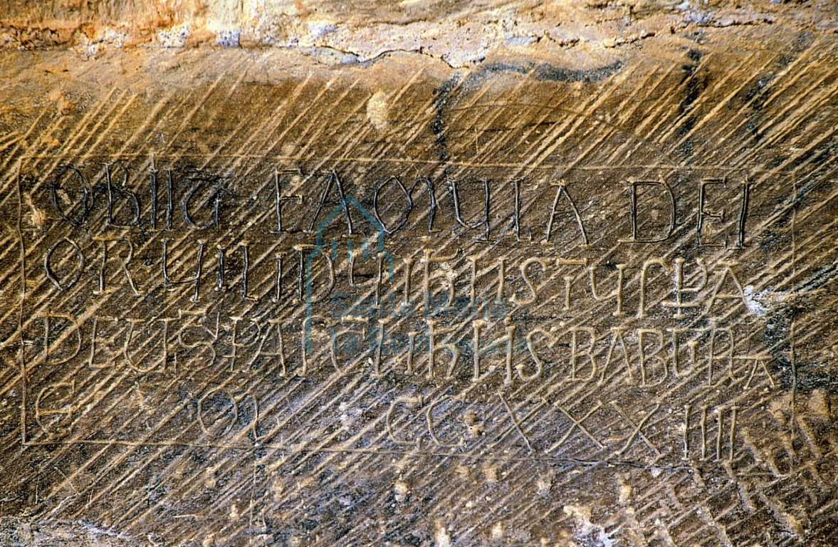 Inscripción del muro sur. Epitafio de 1196