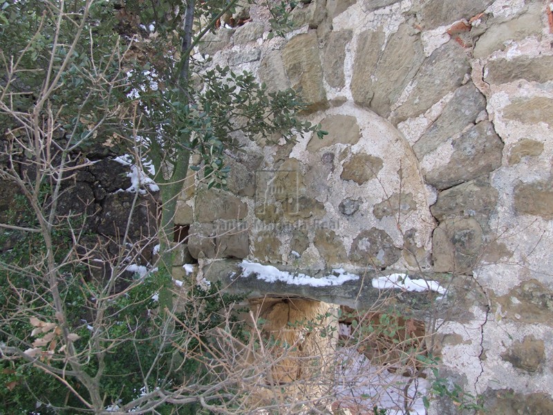 Restos del primitivo acceso en el muro norte desde el exterior
