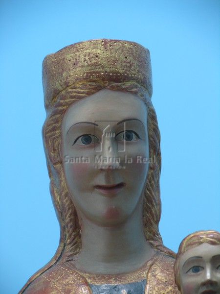 Detalle del rostro de la Virgen