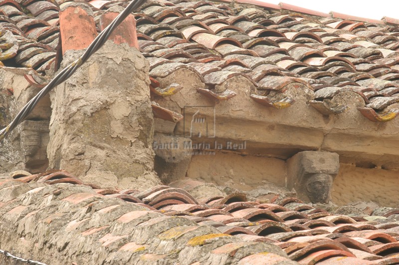 Detalle de la cornisa