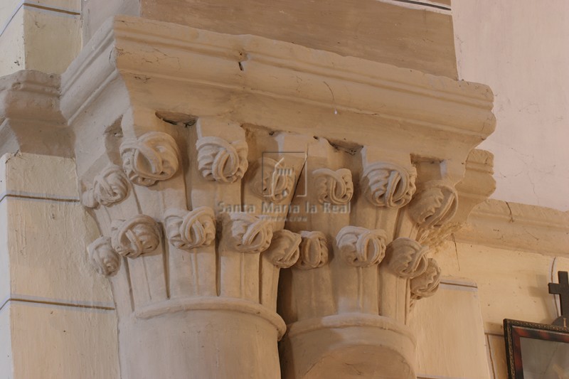 Capiteles del arco triunfal