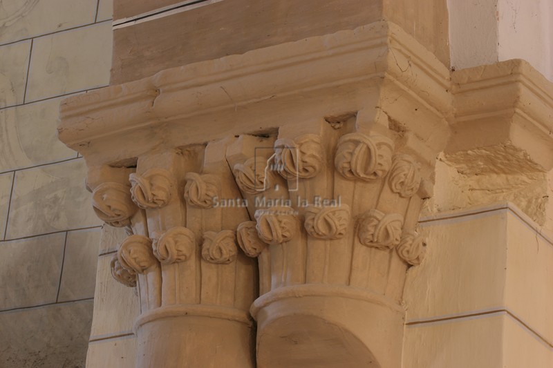 Capiteles del arco triunfal
