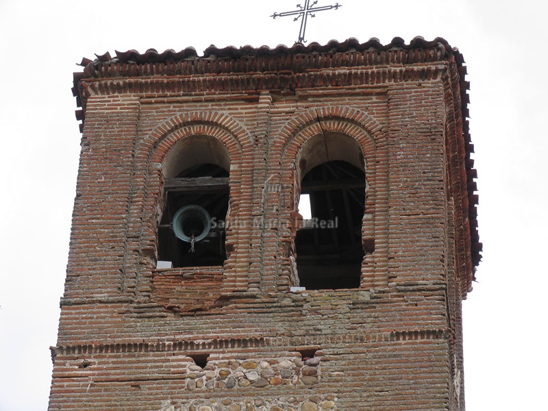 Detalle del campanario