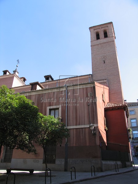 Vista de la cabecera del templo