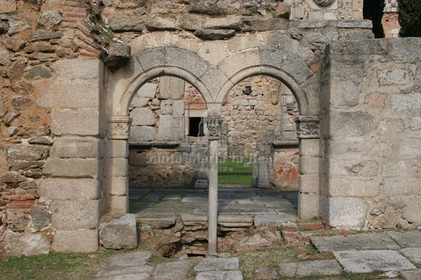 Arcos del claustro