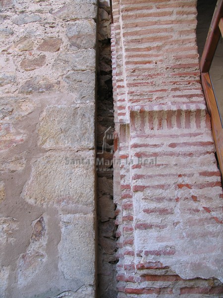 Detalle de la jamba de la portada septentrional