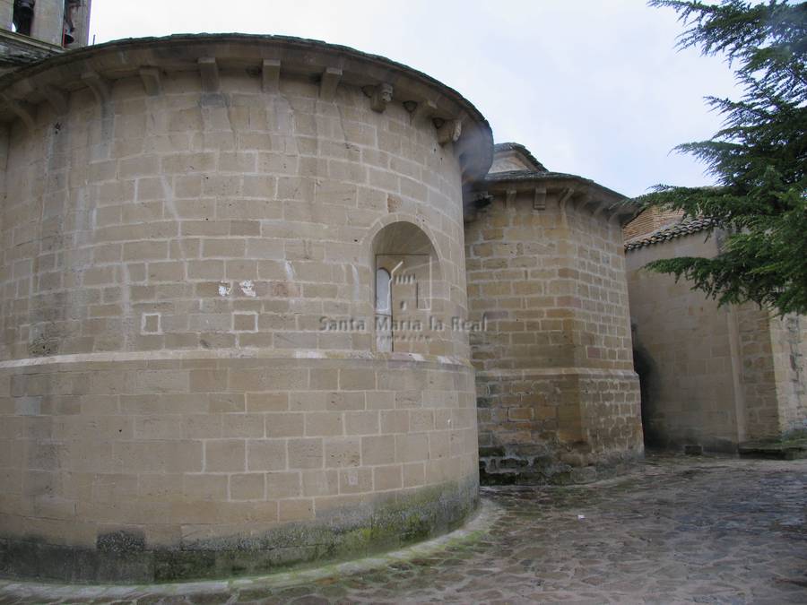 Vista exterior del ábside